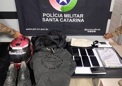 A&ccedil;&atilde;o no Sert&atilde;o do Trombudo levou &agrave; pris&atilde;o do suspeito, apreens&atilde;o da moto usada no crime e recupera&ccedil;&atilde;o de 100% dos objetos levados da loja.