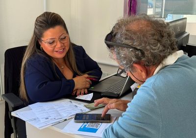 Consultora do Sebrae/SC oferece orienta&ccedil;&atilde;o personalizada sobre posicionamento de marca e estrat&eacute;gias digitais na Sala do Empreendedor at&eacute; 28 de julho.