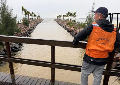 S&aacute;bado, domingo e segunda-feira ter&atilde;o condi&ccedil;&otilde;es para tempo severo, com risco alto para temporais, granizo, rajadas de vento e chuva intensa.