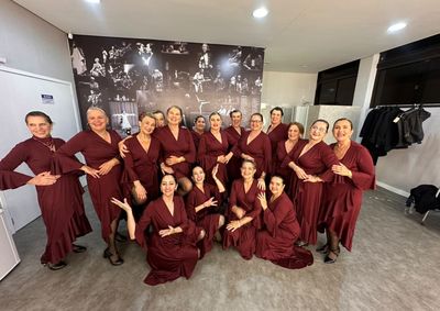 Integrantes da melhor idade representaram Itapema no Festival Dan&ccedil;a Santa Catarina, em Florian&oacute;polis.