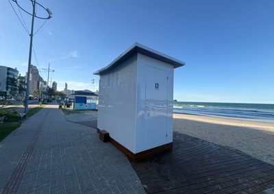 Com tecnologia sustent&aacute;vel e foco na acessibilidade, cidade amplia estrutura na orla para receber moradores e turistas com mais conforto.