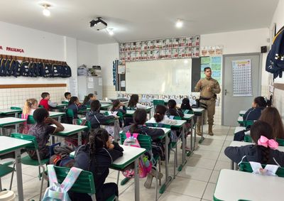 Aulas do PROERD Kids recome&ccedil;am na ECIM Francisco Victor Alves; 31&ordm; BPM projeta expans&atilde;o do programa para turmas do 5&ordm; ano em 2027.