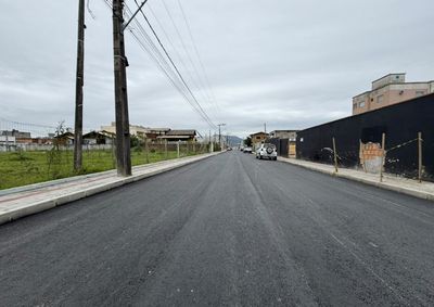 Interven&ccedil;&otilde;es no bairro Morretes integram o programa Avan&ccedil;a Itapema e buscam garantir mais seguran&ccedil;a para os motoristas.