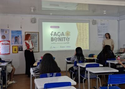 Com apoio do CMDCA e da Prefeitura, campanha preventiva utiliza jogos e rodas de conversa para conscientizar estudantes de Itapema o ano todo.