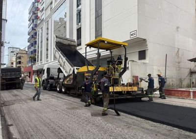 Bloqueio ocorre nesta quinta-feira (15) para servi&ccedil;os de nivelamento e pavimenta&ccedil;&atilde;o; moradores devem retirar os carros do local.