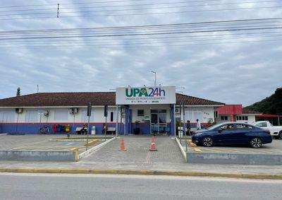 Movimento alega falta de pagamento por parte da empresa gestora, que est&aacute; sob interven&ccedil;&atilde;o judicial. Troca de gest&atilde;o da unidade est&aacute; prevista para 4/9