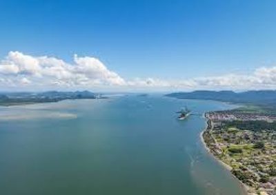 Estrutura sobre a ba&iacute;a da Babitonga criar&aacute; acesso ao Porto Itapo&aacute; e desviar&aacute; tr&aacute;fego pesado. Custo do projeto &eacute; dividido entre prefeituras locais.