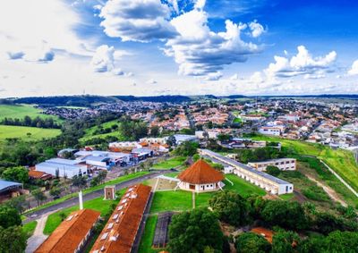 ​Evento acontece em abril e busca capacitar profissionais do Norte Pioneiro para impulsionar a gera&ccedil;&atilde;o de renda.