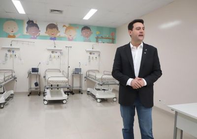 Governo do Estado j&aacute; realizou 129 processos de obras desde 2019; estrat&eacute;gia descentraliza o SUS e expande leitos de UTI no interior.