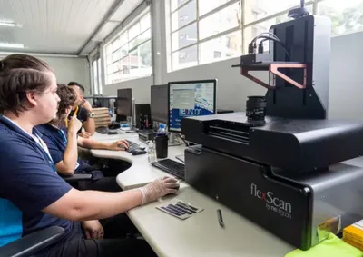 Iniciativa pioneira converte acervo f&iacute;sico em digital para modernizar a gest&atilde;o de documentos e otimizar a estrutura de escolas estaduais.