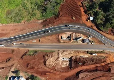 Interven&ccedil;&otilde;es ocorrem entre Jacarezinho e Santo Ant&ocirc;nio da Platina; previs&atilde;o de entrega &eacute; para o in&iacute;cio de 2027.