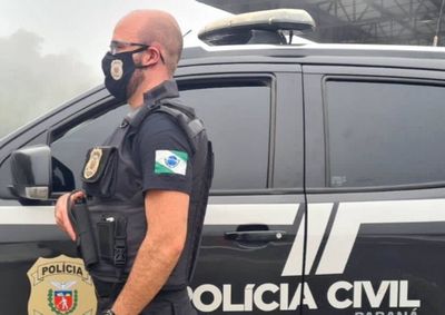 Plano de assassinato foi descoberto pelo pr&oacute;prio filho da suspeita, de 16 anos, que alertou a v&iacute;tima.
