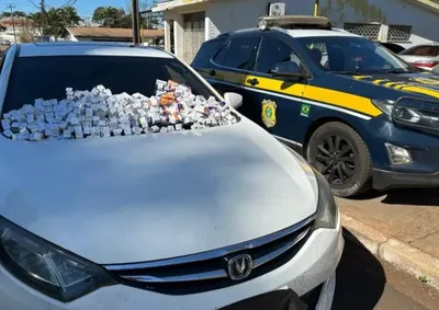 Condutora de nacionalidade paraguaia foi presa em flagrante ao transportar medicamentos escondidos na caixa de ar do ve&iacute;culo.