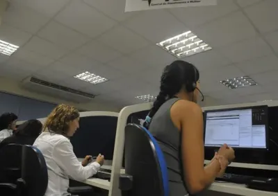 ​Balan&ccedil;o do Minist&eacute;rio da Justi&ccedil;a revela recorr&ecirc;ncia de v&iacute;timas em busca de socorro e destaca amea&ccedil;a como o crime mais frequente no pa&iacute;s