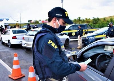 ​Balan&ccedil;o da Pol&iacute;cia Rodovi&aacute;ria Federal contabilizou mais de 1,8 mil testes de baf&ocirc;metro e 1,5 tonelada de maconha apreendida