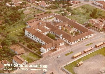 ​Complexo de sa&uacute;de constru&iacute;do com dedica&ccedil;&atilde;o comunit&aacute;ria permanece como s&iacute;mbolo de orgulho na cidade