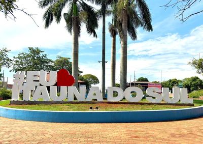 Ela atuava como coordenadora de Enfermagem e tamb&eacute;m &eacute; investigada por peculato, prevarica&ccedil;&atilde;o e tortura, conforme o Minist&eacute;rio P&uacute;blico do Paran&aacute;.