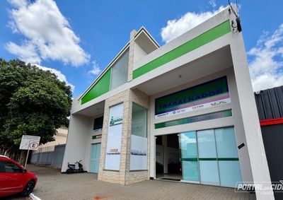 Al&eacute;m das vagas anunciadas pela Ag&ecirc;ncia do Trabalhador, h&aacute; tamb&eacute;m op&ccedil;&otilde;es dispon&iacute;veis nos classificados do Portal da Cidade.