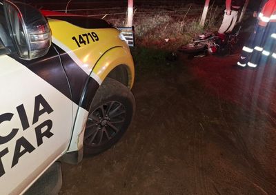 Acidente aconteceu na madrugada de domingo (28) entre Nova Londrina e Ita&uacute;na do Sul.
