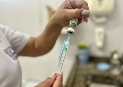 At&eacute; o momento, foram aplicadas menos de 6 mil doses, enquanto os casos de influenza aumentam.