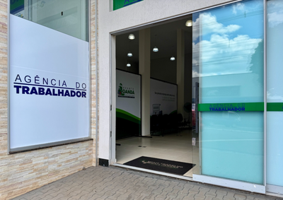 Interessados podem se candidatar presencialmente. Outras vagas para Loanda e regi&atilde;o est&atilde;o nos Classificados do Portal da Cidade.