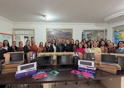 Novos computadores e notebooks refor&ccedil;am a estrutura das escolas e apoiam o desenvolvimento das atividades pedag&oacute;gicas