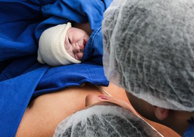 Dados da Arpen mostram alta de 5,3% nos nascimentos e queda de 14,6% nos &oacute;bitos em compara&ccedil;&atilde;o com o mesmo per&iacute;odo de 2025.