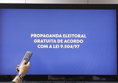 Propaganda eleitoral ajuda os cidad&atilde;os a conhecer os candidatos e as propostas.