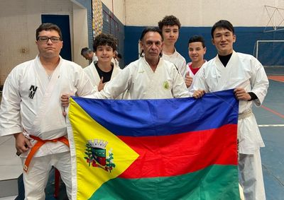 Os representantes subiram ao p&oacute;dio nas disputas individuais e por equipe.