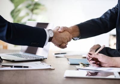 H&aacute; oportunidades em diferentes &aacute;reas para quem busca emprego em Loanda e Porto Rico.