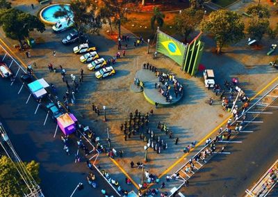 Confira os hor&aacute;rios e locais das programa&ccedil;&otilde;es previstas para a manh&atilde; do feriado.
