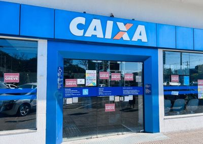 A paralisa&ccedil;&atilde;o nacional durou uma semana. As negocia&ccedil;&otilde;es entre os trabalhadores e o banco continuam.