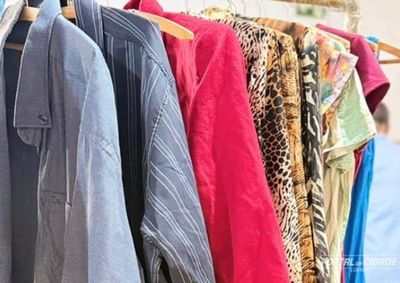 Roupas, cal&ccedil;ados e utens&iacute;lios de cozinha ser&atilde;o vendidos por at&eacute; R$ 5.