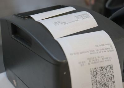 Doze consumidores receberam R$ 100 e outros 36 foram contemplados com R$ 50.