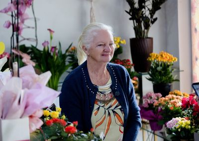A hist&oacute;ria de Dona Nice com as flores nasceu na fam&iacute;lia, atravessou gera&ccedil;&otilde;es e, em um momento dif&iacute;cil da vida, encontrou um novo caminho.