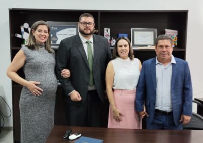 O vice ser&aacute; empossado nesta ter&ccedil;a-feira (15) na C&acirc;mara Municipal.