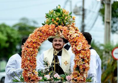 Festa &eacute; organizada pela par&oacute;quia Nossa Senhora Aparecida. Haver&aacute; novena, b&ecirc;n&ccedil;&atilde;o de ve&iacute;culos, almo&ccedil;o, show de pr&ecirc;mios e venda de bolo com medalhinha.