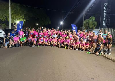 Trein&atilde;o do Outubro Rosa reuniu cerca de 100 pessoas na noite desta ter&ccedil;a-feira (20).

