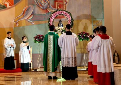 Par&oacute;quias ter&atilde;o missas para celebrar a padroeira do Brasil.