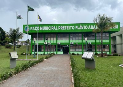 Leil&atilde;o ser&aacute; realizado pela internet no dia 15 de outubro, com carros, m&aacute;quinas, equipamentos, sucatas e madeiras, entre os itens dispon&iacute;veis.