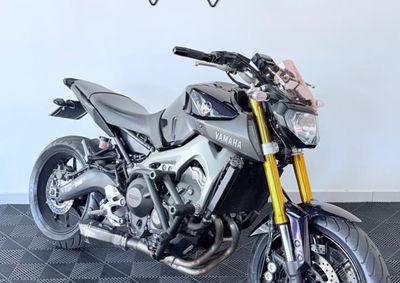 YAMAHA MT-09