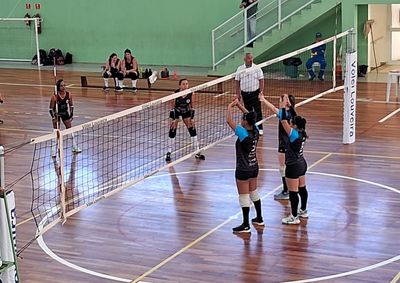 Jogo da Equipe Feminina de Louveira pelo Paulista de Vôlei Sub-21 é  remarcado para esta quinta-feira (26)