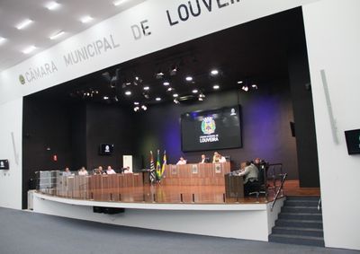 Mudan&ccedil;as alteram nomenclaturas e atribui&ccedil;&otilde;es, sem cria&ccedil;&atilde;o de novos cargos ou aumento de despesas
