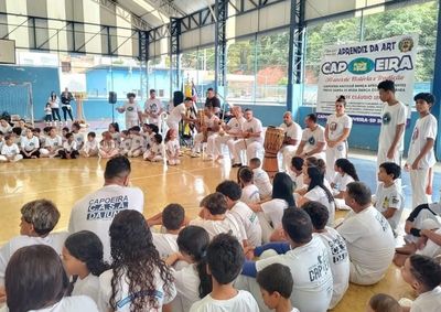 Evento promovido pela Prefeitura valorizou esporte, tradi&ccedil;&atilde;o e integra&ccedil;&atilde;o cultural com participa&ccedil;&atilde;o de grupos de diversas cidades
