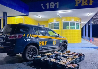 Durante fiscaliza&ccedil;&atilde;o nas &uacute;ltimas 24 horas em Mato Grosso, a PRF fiscalizou 1.078 pessoas e 965 ve&iacute;culos em procedimentos de abordagem