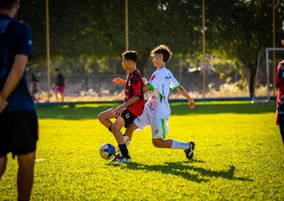 Competi&ccedil;&atilde;o re&uacute;ne 36 equipes de 8 munic&iacute;pios e movimenta 6 campos de futebol da cidade durante o fim de semana
