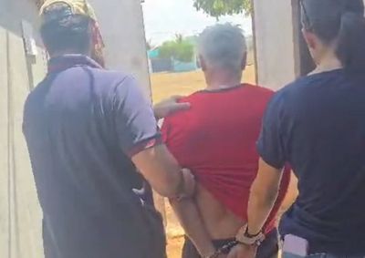 Conforme informa&ccedil;&otilde;es, al&eacute;m do crime de estupro, o preso tamb&eacute;m possui condena&ccedil;&atilde;o anterior por tr&aacute;fico de drogas