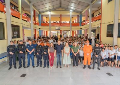 Lan&ccedil;amento ocorreu nesta quarta-feira (26), com a presen&ccedil;a de autoridades, for&ccedil;as de seguran&ccedil;a e representantes da comunidade escolar