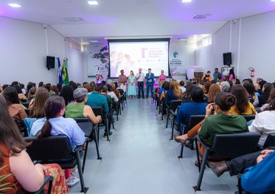 Evento teve palestras, rodas de conversa e debates sobre participa&ccedil;&atilde;o feminina, direitos e cidadania

