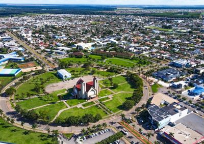 Vagas ofertadas s&atilde;o para diversas &aacute;reas e sal&aacute;rios variam de R$ 2.746,65 a R$ 23.684,41
